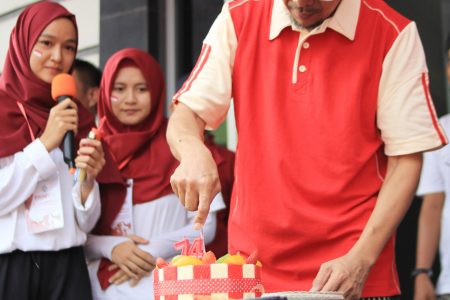Memperingati Hari kemerdekaan Republik Indonesia Ke-74