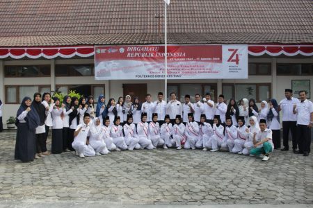 UPACARA 17 AGUSTUS