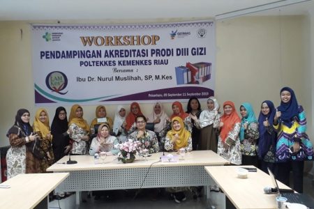 Pendampingan Akreditasi Prodi DIII Gizi