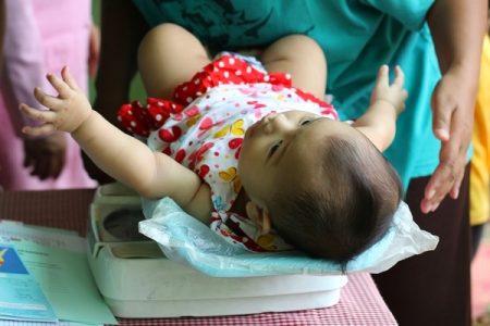 12 INDIKATOR KELUARGA SEHAT