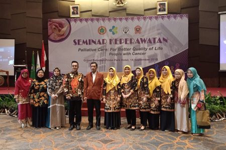 Seminar Ilmiah Jurusan Kebidanan dan Keperawatan