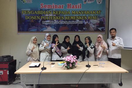 Seminar Hasil Pengabdian Masyarakat Poltekkes Riau