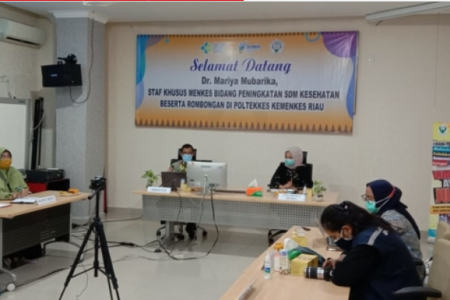Stafsus Menkes Puji Poltekkes Riau, Hasilkan Alumni Berkontribusi Menangani Pasien Covid 19