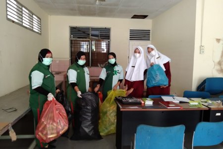 kegiatan bank sampah SERINDIT Poltekkes Kemenkes Riau