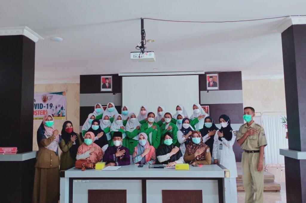 Pembukaan PK 2 Prodi D3 Kebidanan Poltekkes Kemenkes Riau di RSUD Indrasari Kabupaten Indragiri Hulu yang dihadiri oleh Plt Direktur RSUD Indrasari bapak Sepriadi, SKM dan Kaprodi D3 Kebidanan Poltekkes Kemenkes Riau ibu Ani Laila, SST, M.Biomed