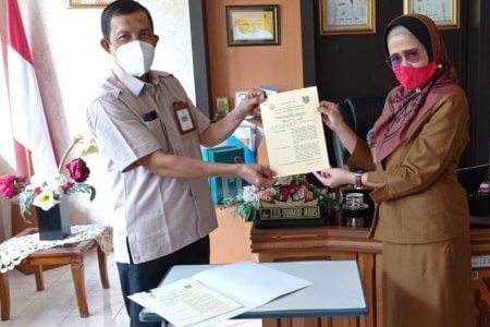 PENANDATANGANAN MoU dan MoA  Dalam Rangka Tri Dharma Perguruan Tinggi Poltekkes Kemenkes Riau dengan RSUD Kota Padang Panjang