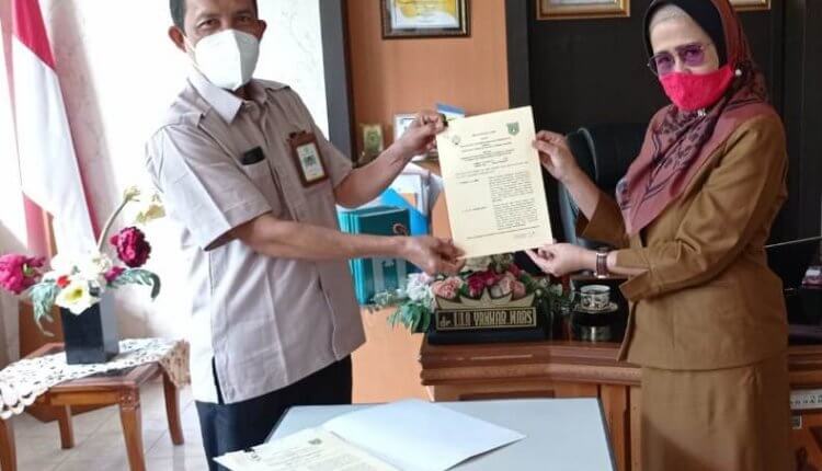PENANDATANGANAN MoU dan MoA Dalam Rangka Tri Dharma Perguruan Tinggi Poltekkes Kemenkes Riau dengan RSUD Kota Padang Panjang