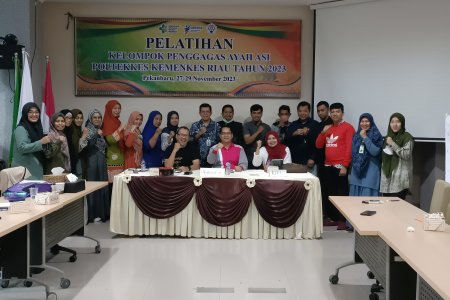 Pelatihan Kelompok Penggagas Ayah ASI