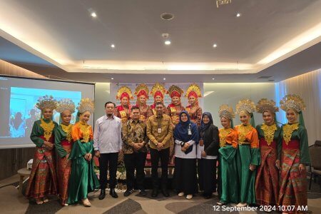 REKONSILIASI KEBIJAKAN TERKAIT DENGAN HARMONISASI DAN SINERGITAS TRANSFORMASI KESEHATAN DAERAH DAN PUSAT DI PROVINSI RIAU (PEMBINAAN WILAYAH PROVINSI RIAU)